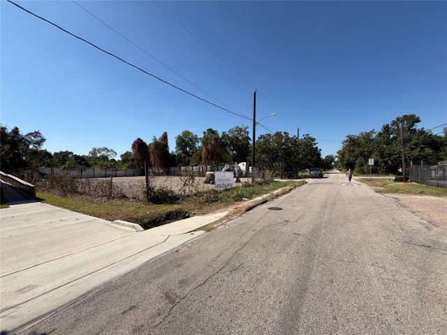 0 Dillard Street, Houston, TX 77091