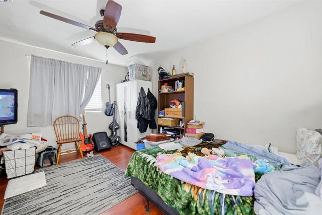 1040 Delacy, Martinez, CA 94553