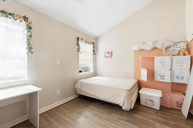 1040 Delacy, Martinez, CA 94553