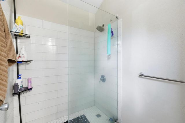 1040 Delacy, Martinez, CA 94553