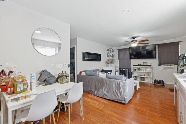 1040 Delacy, Martinez, CA 94553