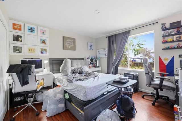 1040 Delacy, Martinez, CA 94553