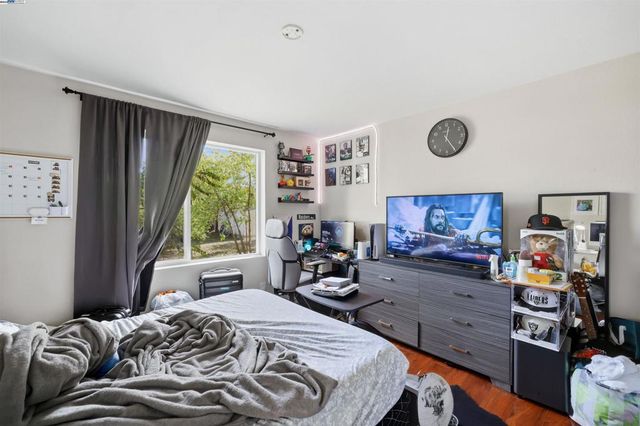 1040 Delacy, Martinez, CA 94553