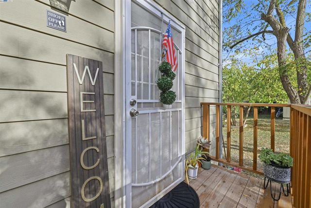 1040 Delacy, Martinez, CA 94553