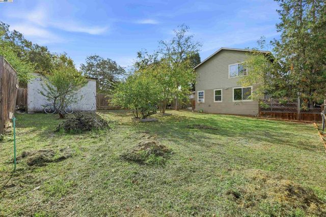 1040 Delacy, Martinez, CA 94553