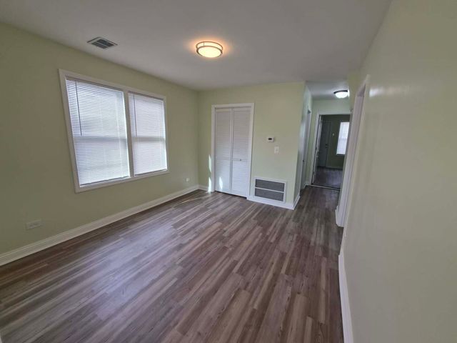 1234 W 72nd Street, Chicago, IL 60636