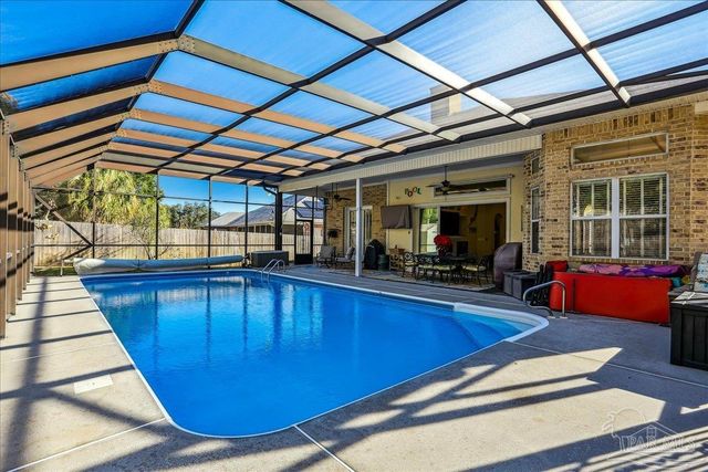 16268 Ygnacio Serra Dr, Pensacola, FL 32507