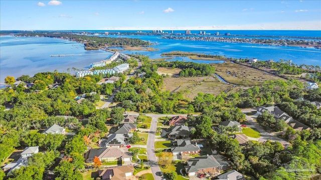 16268 Ygnacio Serra Dr, Pensacola, FL 32507