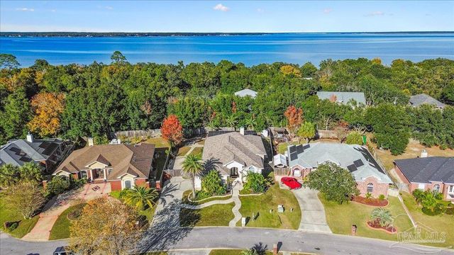 16268 Ygnacio Serra Dr, Pensacola, FL 32507