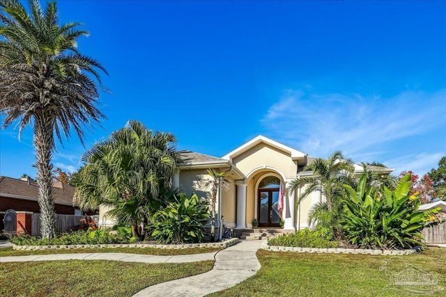 16268 Ygnacio Serra Dr, Pensacola, FL 32507