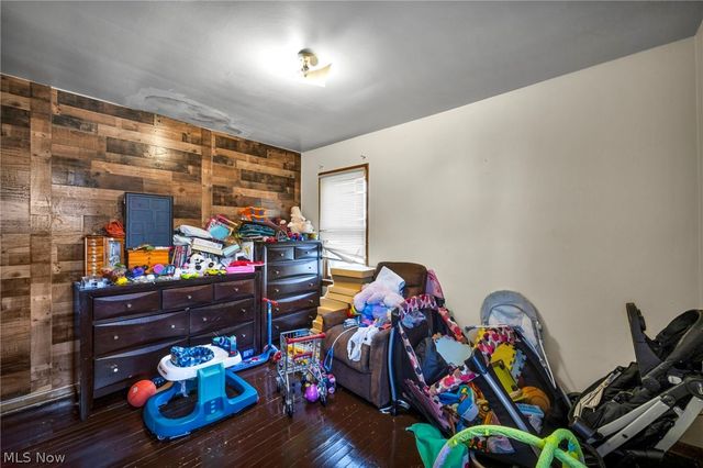 14001 Christine Avenue, Cleveland, OH 44105