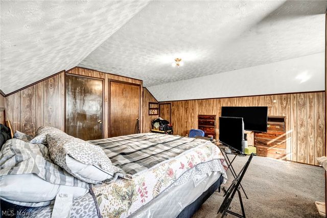 14001 Christine Avenue, Cleveland, OH 44105