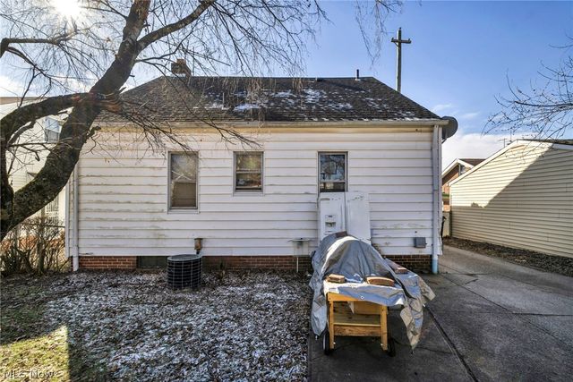 14001 Christine Avenue, Cleveland, OH 44105