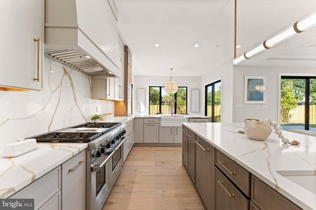 1710 DALEWOOD PLACE, Mclean, VA 22101