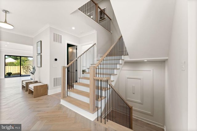 1710 DALEWOOD PLACE, Mclean, VA 22101