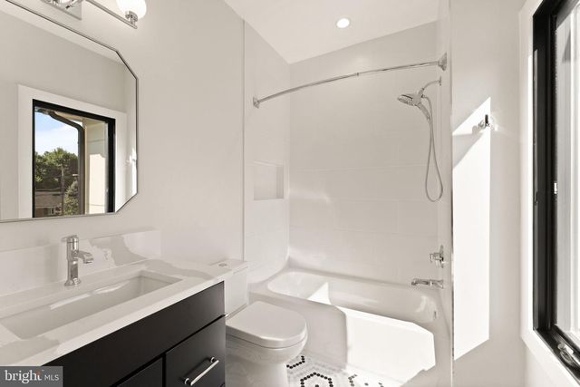 1710 DALEWOOD PLACE, Mclean, VA 22101