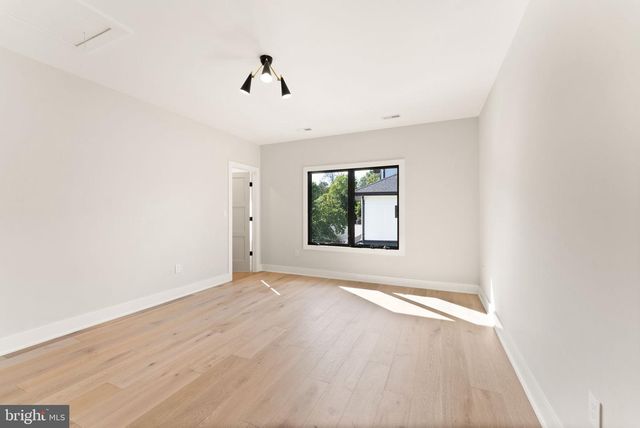 1710 DALEWOOD PLACE, Mclean, VA 22101