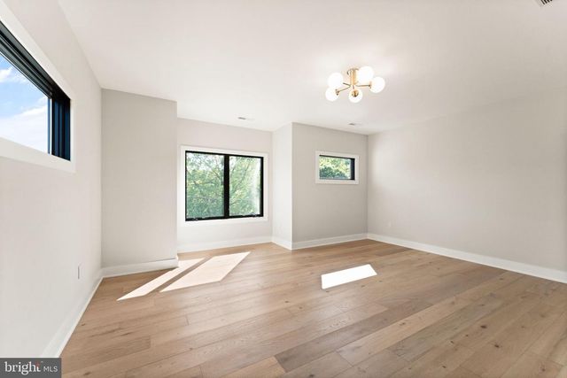 1710 DALEWOOD PLACE, Mclean, VA 22101