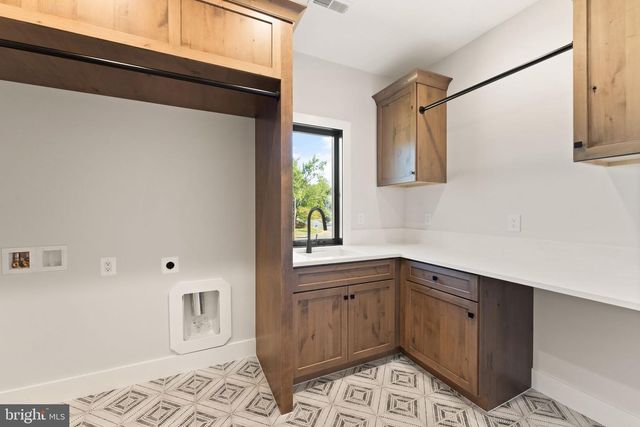 1710 DALEWOOD PLACE, Mclean, VA 22101