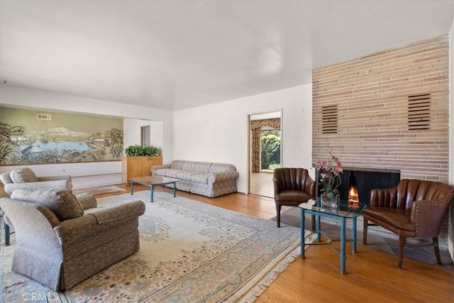 306 E Hawthorne, Ontario, CA 91764