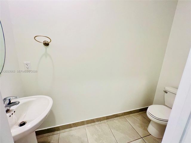 11925 SW 247th Terrace 11925, Homestead, FL 33032