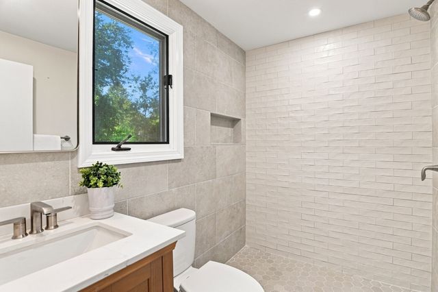 27 Robert Rd, Stoughton, MA 02072