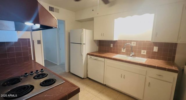 10613 W EL RANCHO Drive, Sun City, AZ 85351