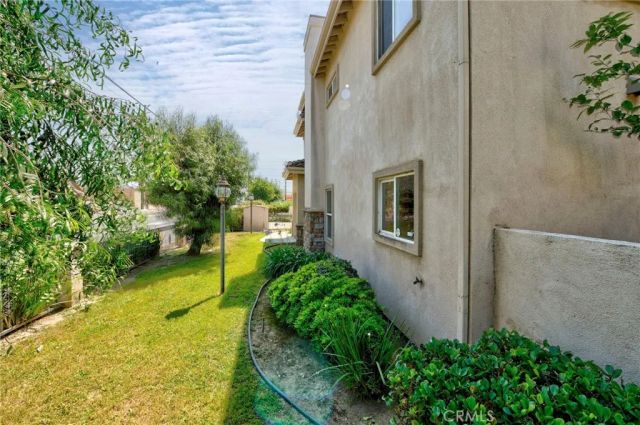 11552 Lower Azusa, El Monte, CA 91732