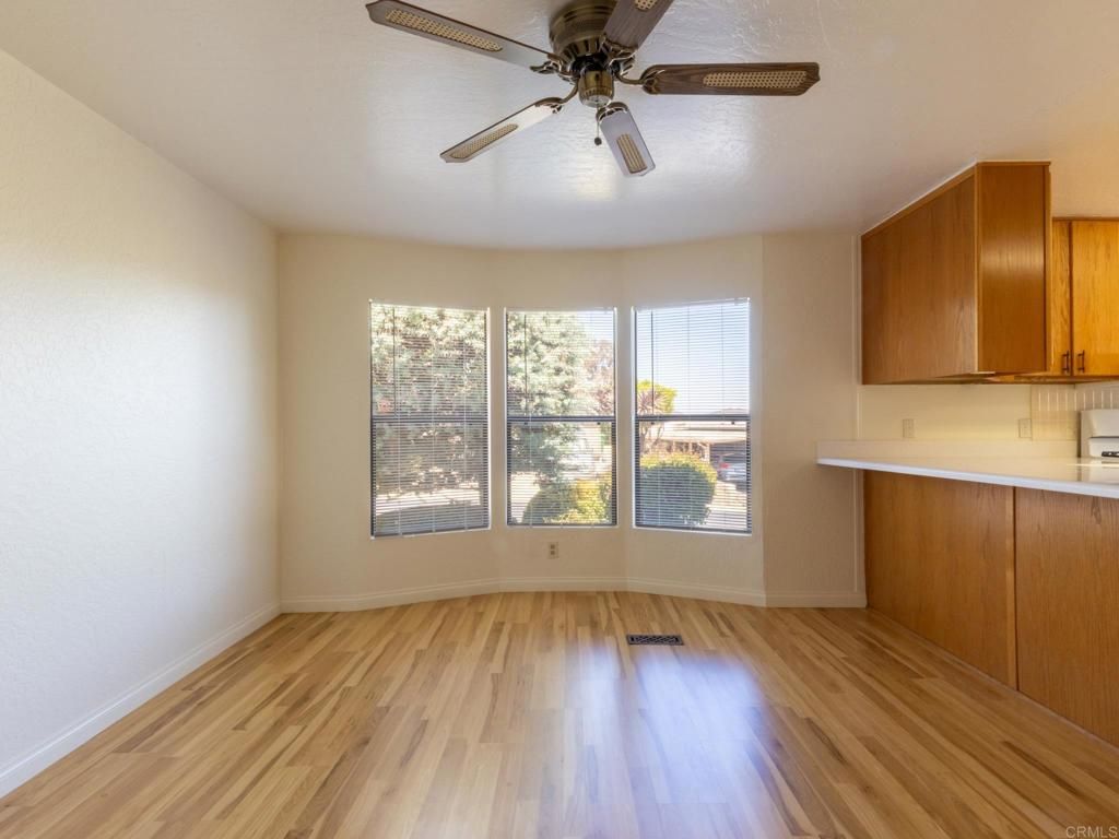 Image 14 of property listing at 2289 Bryant Drive, Carlsbad, CA 92008