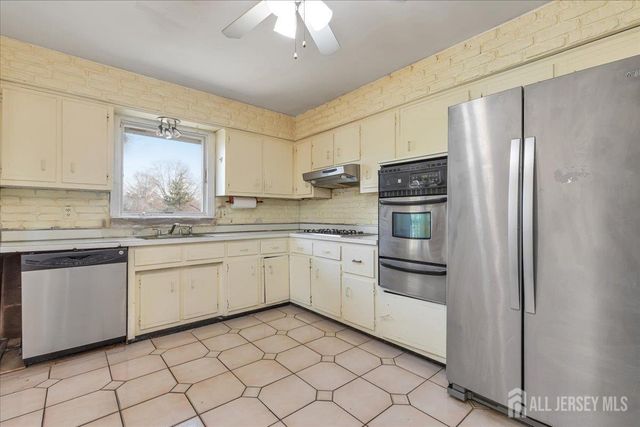 65 12th Street, Franklin, NJ 08873