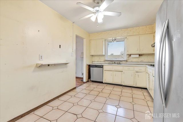 65 12th Street, Franklin, NJ 08873