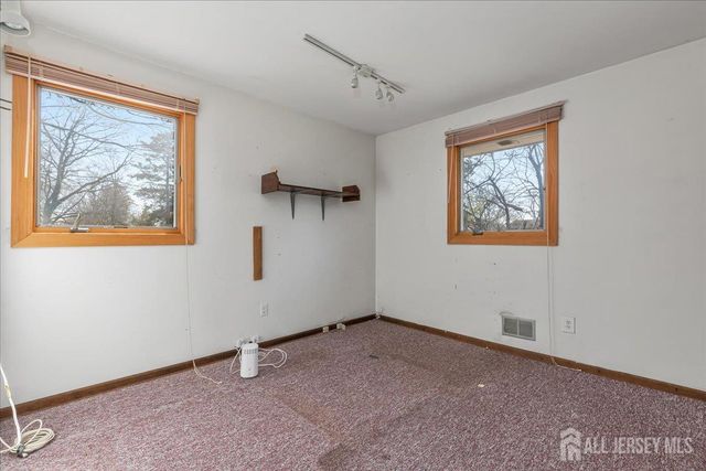 65 12th Street, Franklin, NJ 08873