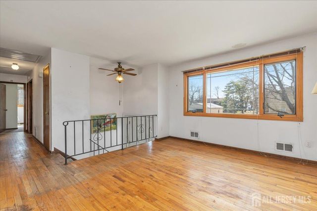 65 12th Street, Franklin, NJ 08873