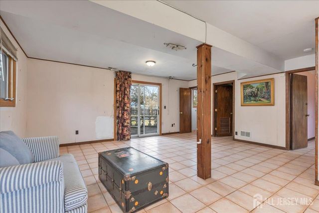 65 12th Street, Franklin, NJ 08873