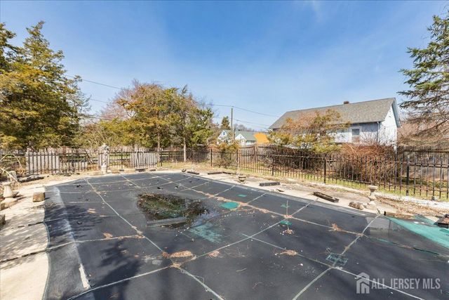 65 12th Street, Franklin, NJ 08873