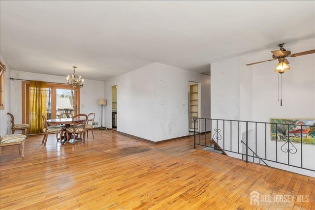 65 12th Street, Franklin, NJ 08873