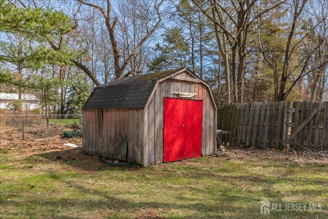 65 12th Street, Franklin, NJ 08873