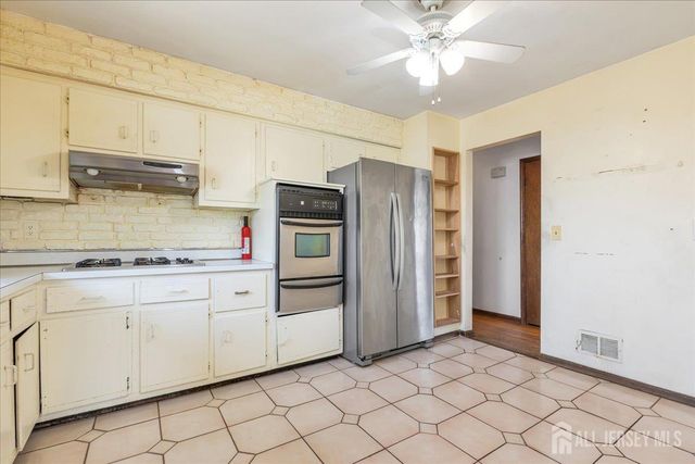 65 12th Street, Franklin, NJ 08873