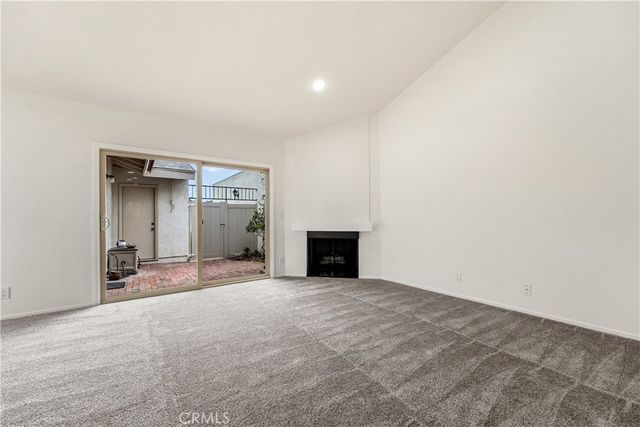 1074 E La Habra, La Habra, CA 90631