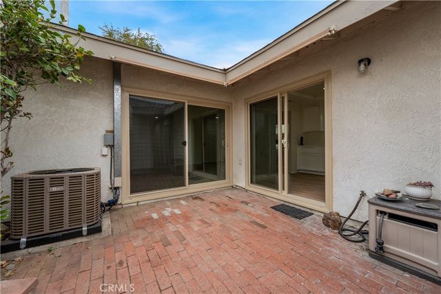1074 E La Habra, La Habra, CA 90631