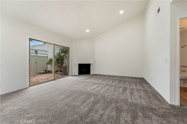1074 E La Habra, La Habra, CA 90631