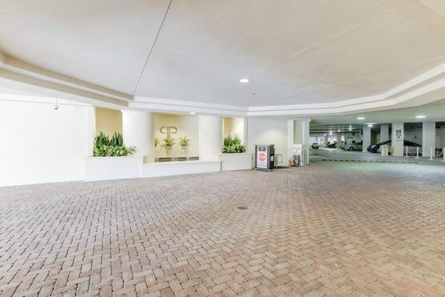 99 SE Mizner Boulevard Ph37, Boca Raton, FL 33432