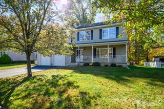 9 Blossom Drive, Ewing, NJ 08638