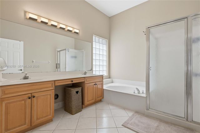 15845 NW 14th Road, Pembroke Pines, FL 33028