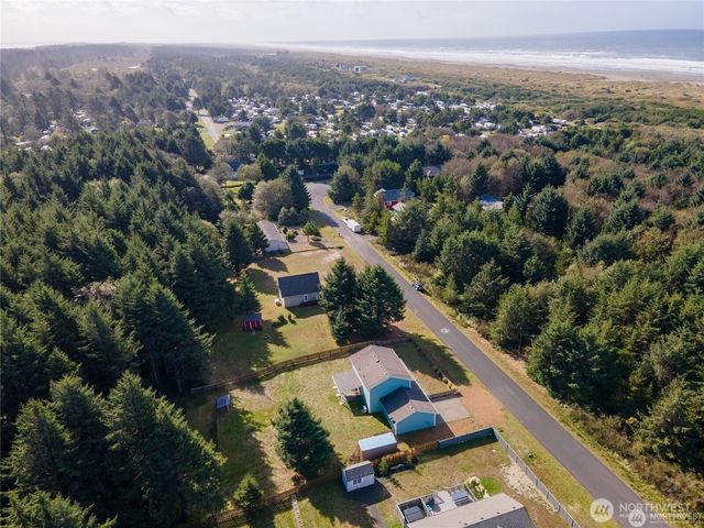 169 Ocean Boulevard, Ocean Shores, WA 98569
