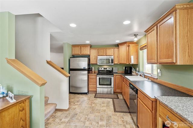 169 Ocean Boulevard, Ocean Shores, WA 98569