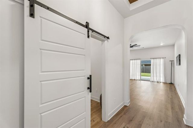 9305 Taggert Lane, Yukon, OK 73099