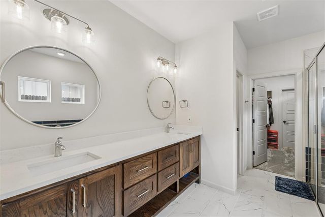 9305 Taggert Lane, Yukon, OK 73099