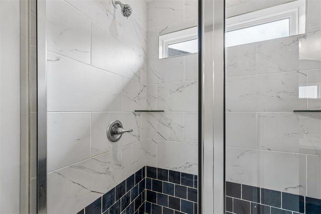 9305 Taggert Lane, Yukon, OK 73099