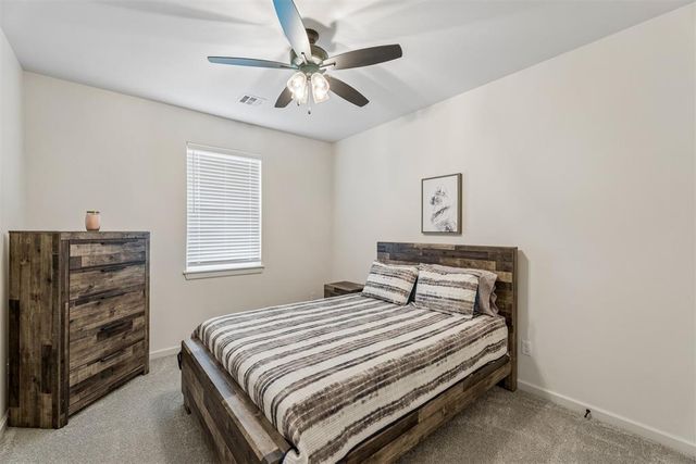 9305 Taggert Lane, Yukon, OK 73099